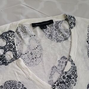 Skull Cashmere White V-Neck Sweater with Black Skull Motif